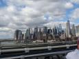 Sylwetka Manhattanu z mostu