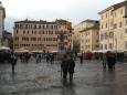 plac Campo dei Fiori po zamknięciu targu